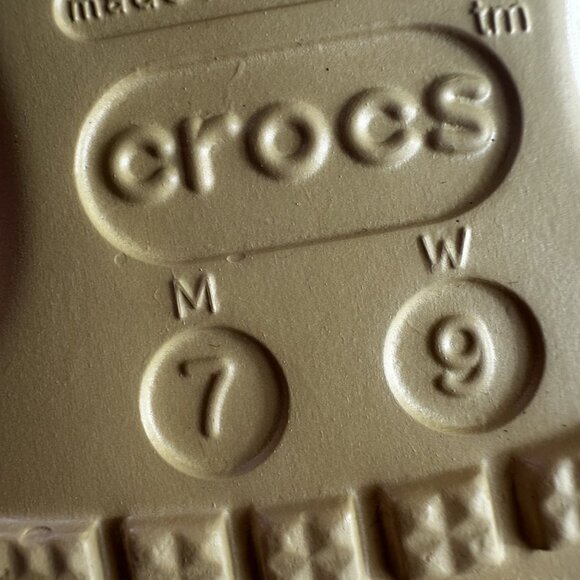 CROCS Classic Women's size 9 Dark Bone Comfort Clog - Picture 8 of 8
